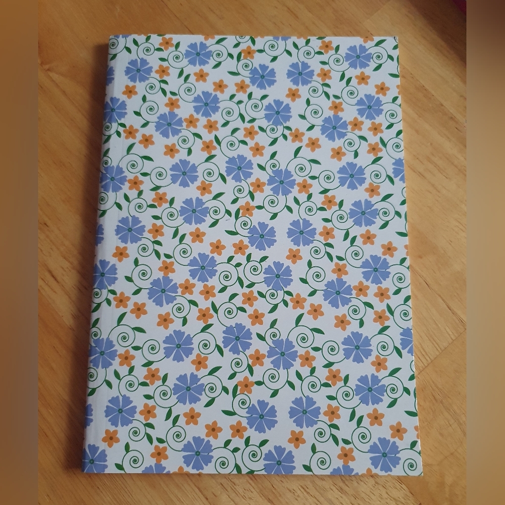 Notepads & Pens Bundle - Picture 3 of 5